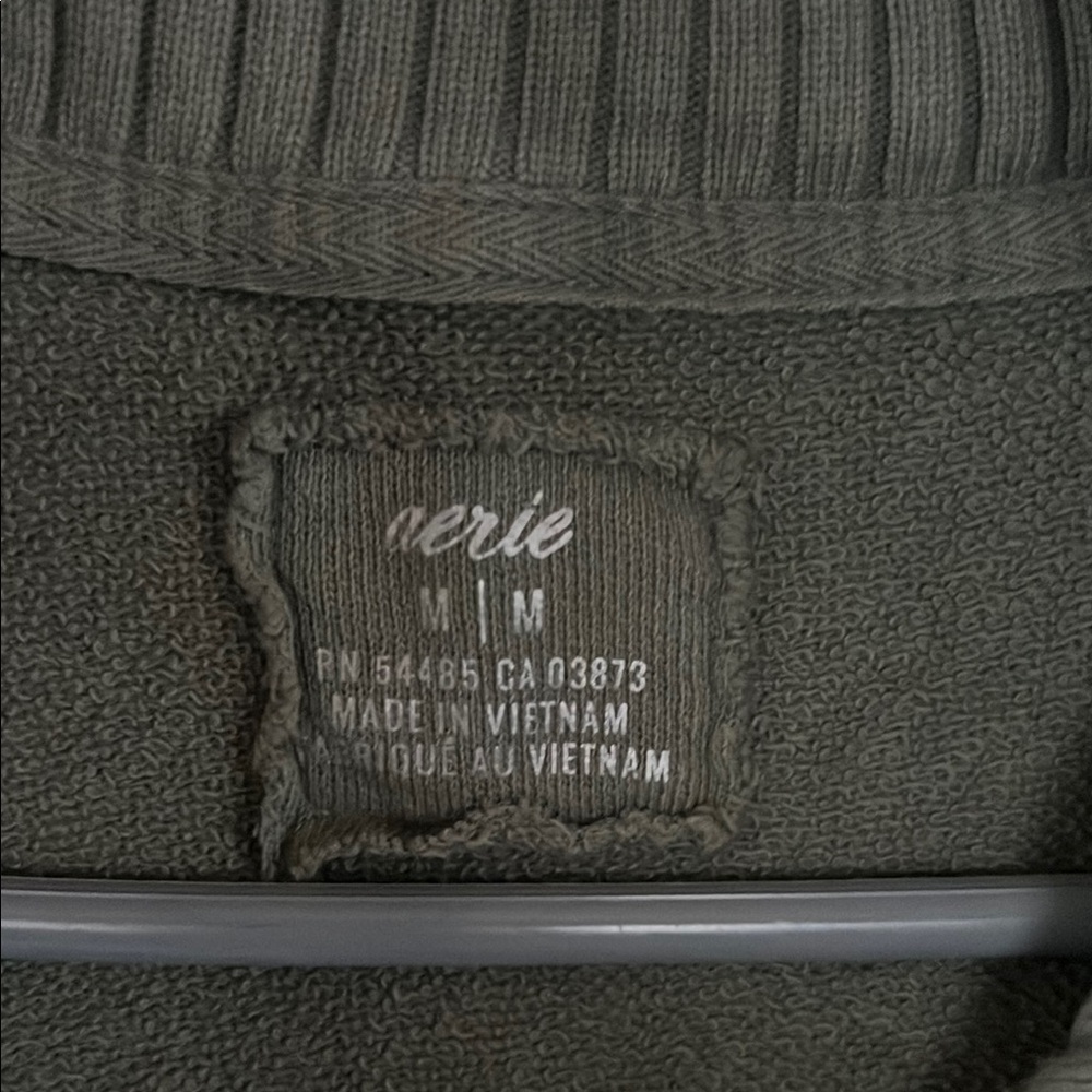 Olive Green Ribbed Pullover Sweater - Picture 2 of 4